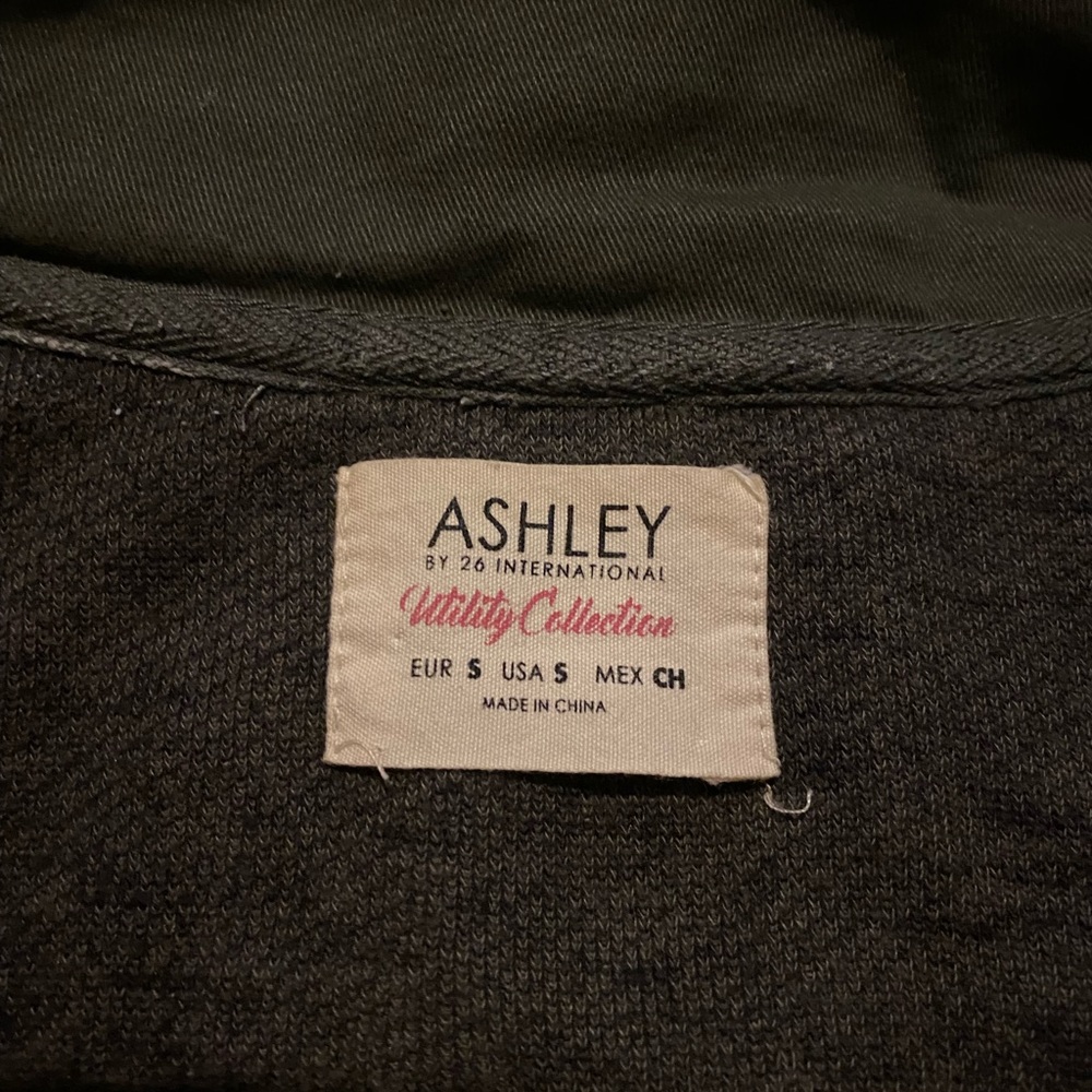 Cargo Jacket - Picture 3 of 4